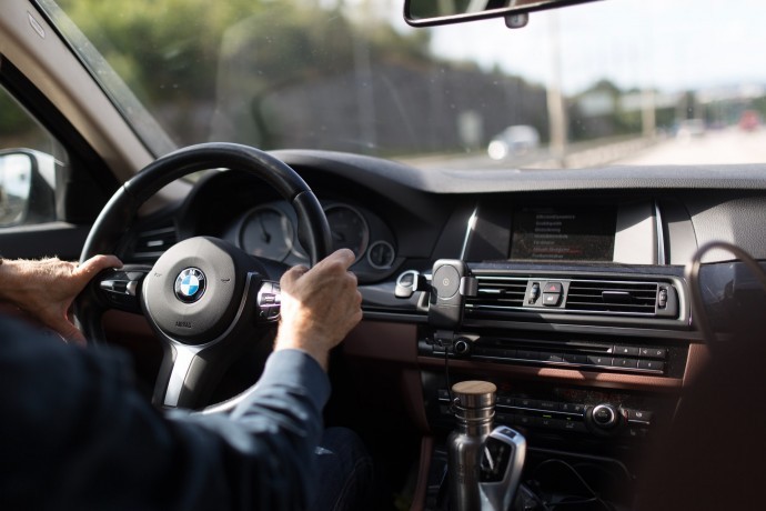 Bezpečnostní experti varují před úniky dat z chytrých automobilů